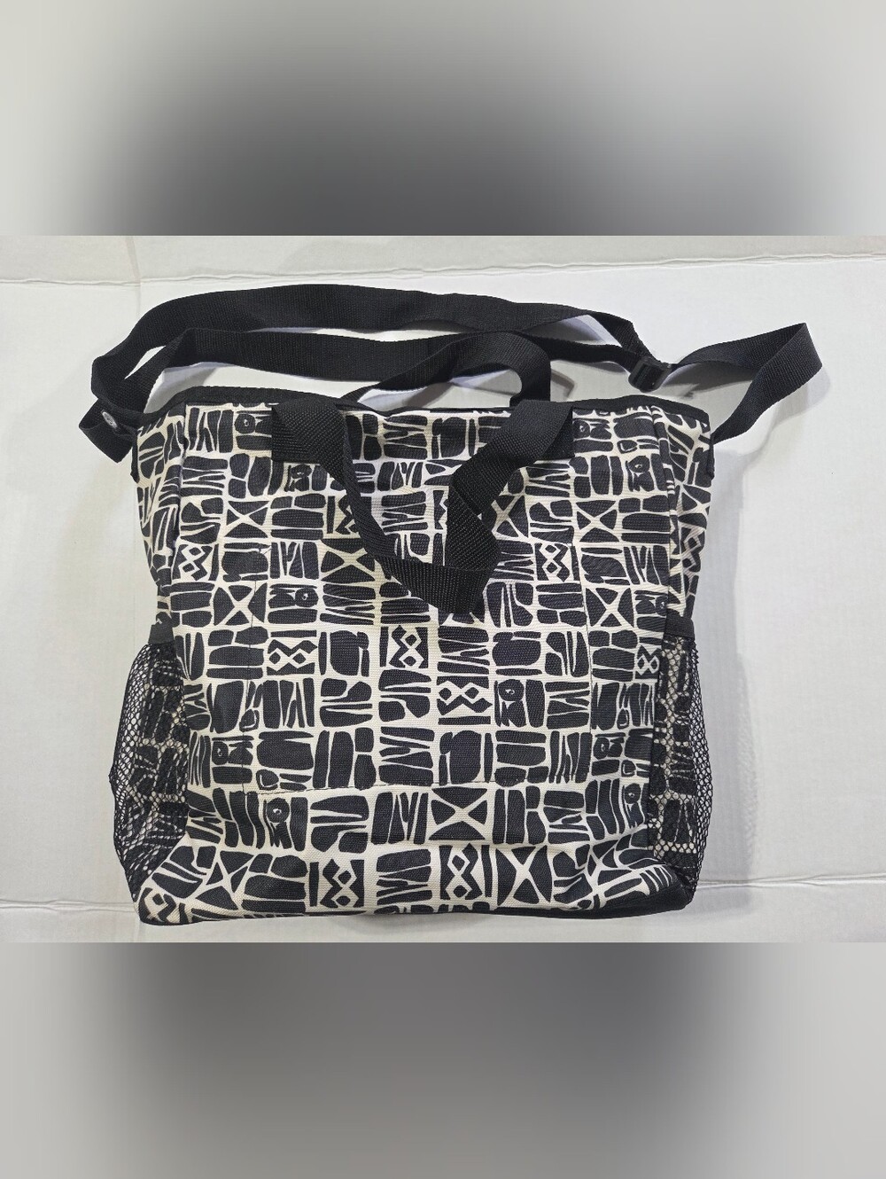Thirty-One Crossbody Organizing Tote